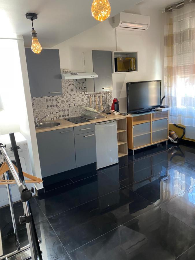 Charmant Studio Proche Mer Νίκαια Εξωτερικό φωτογραφία